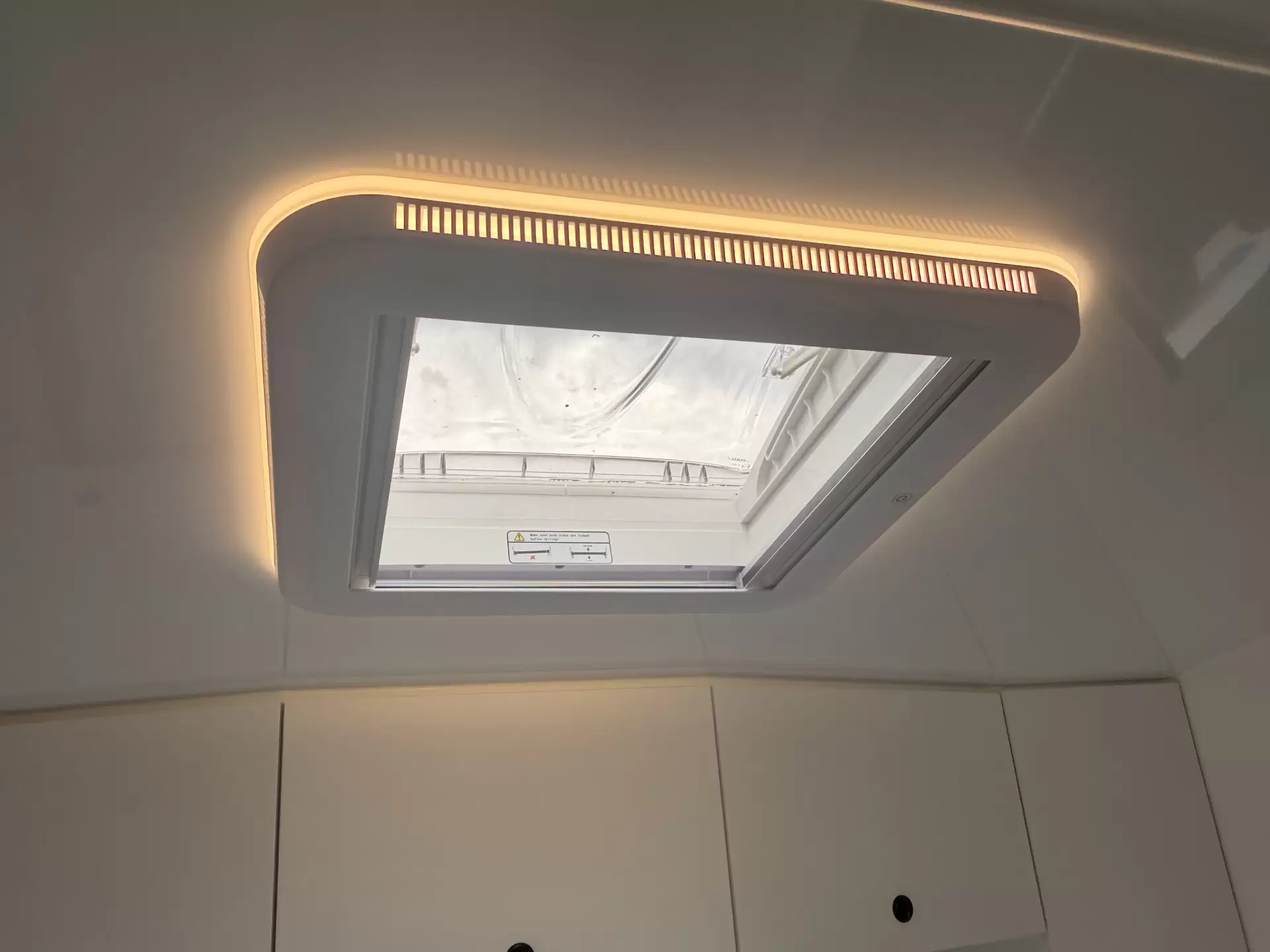 2025 Dreamhaven Tourline 15 Series Image