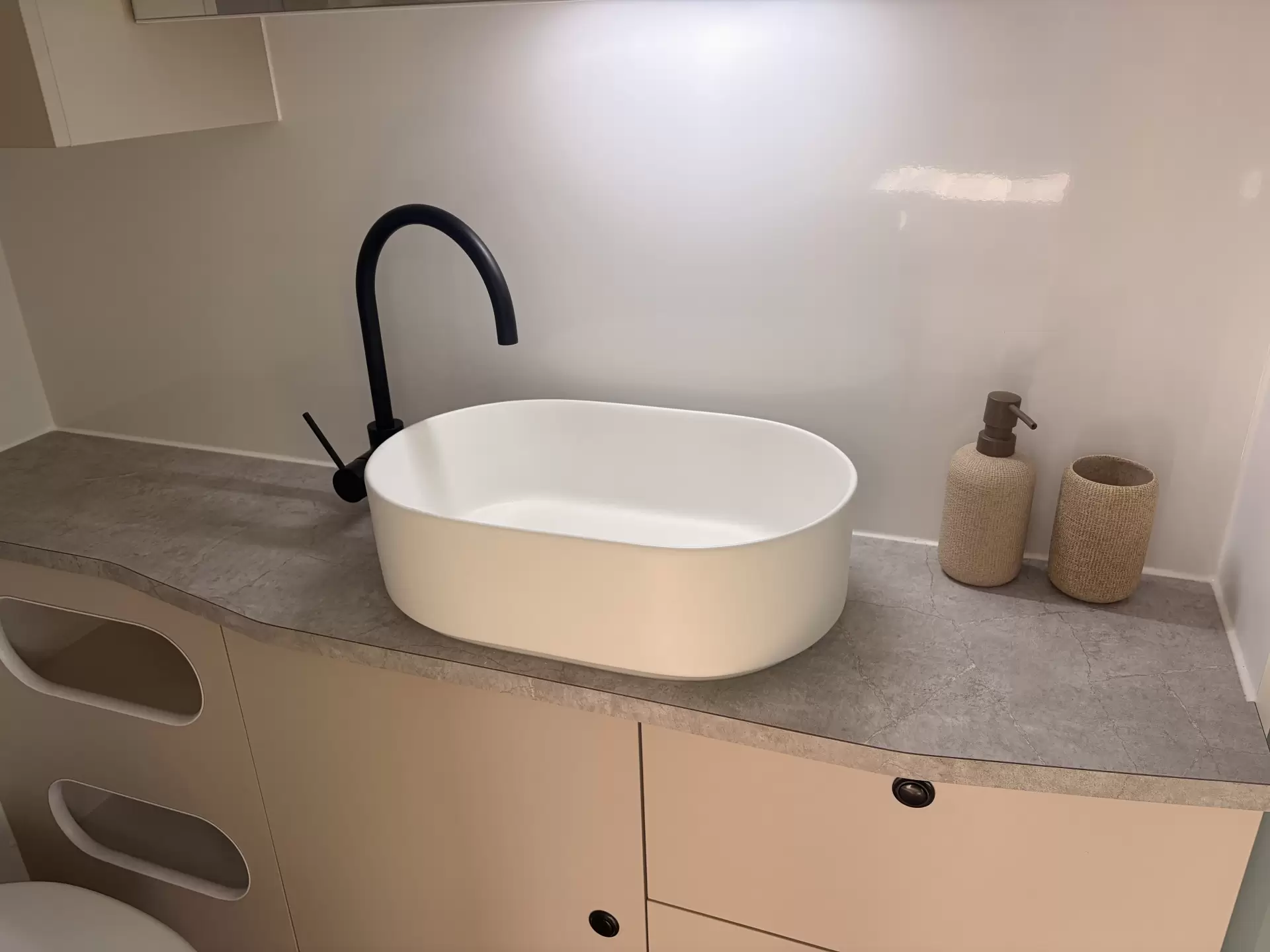 2025 Dreamhaven Tourline 15 Series Image
