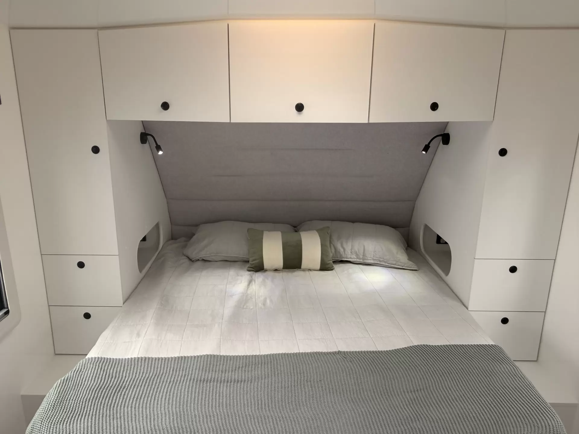 2026 Dreamhaven Tourline 18 Series Image