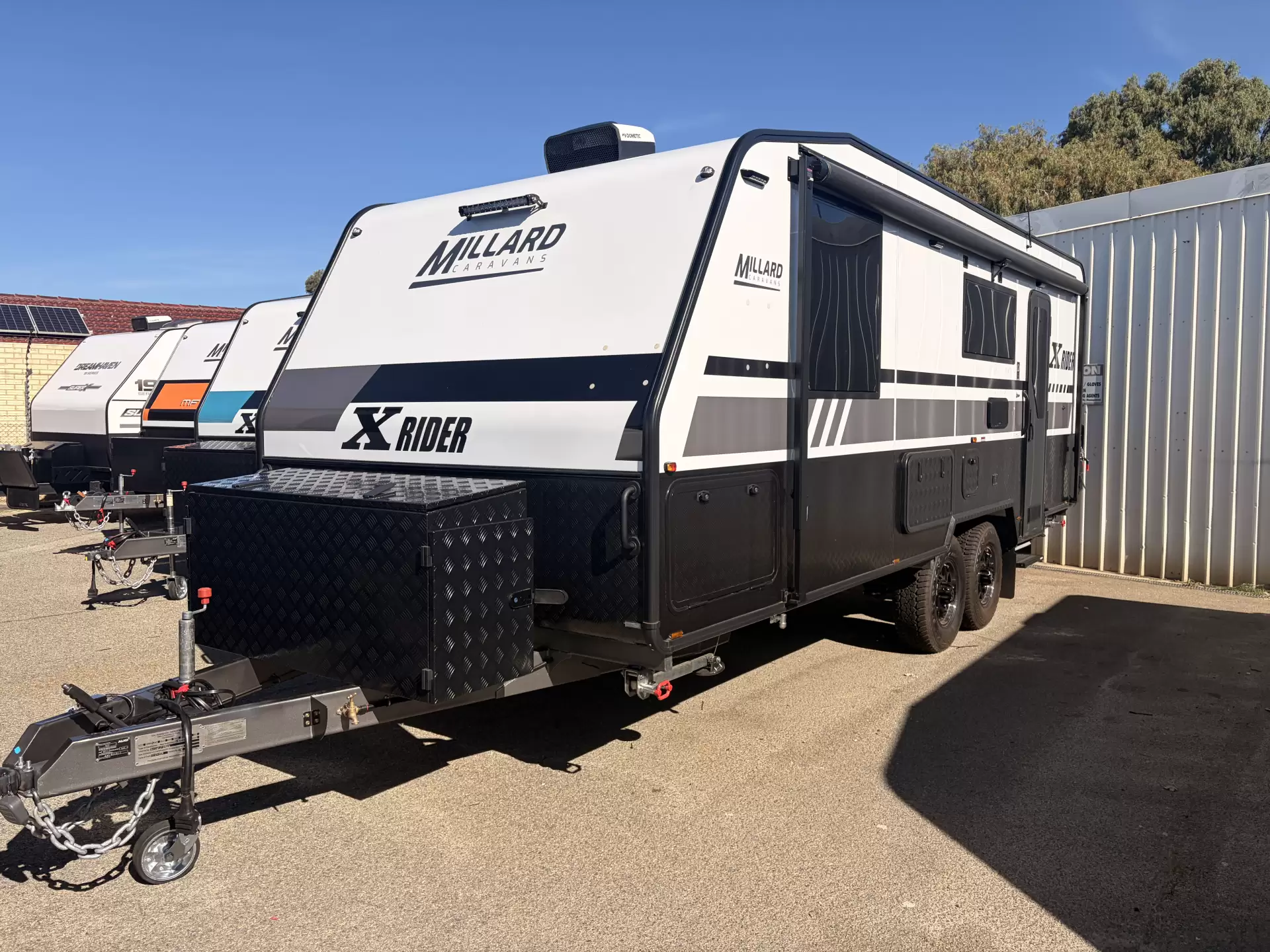 Exterior Slider Image
