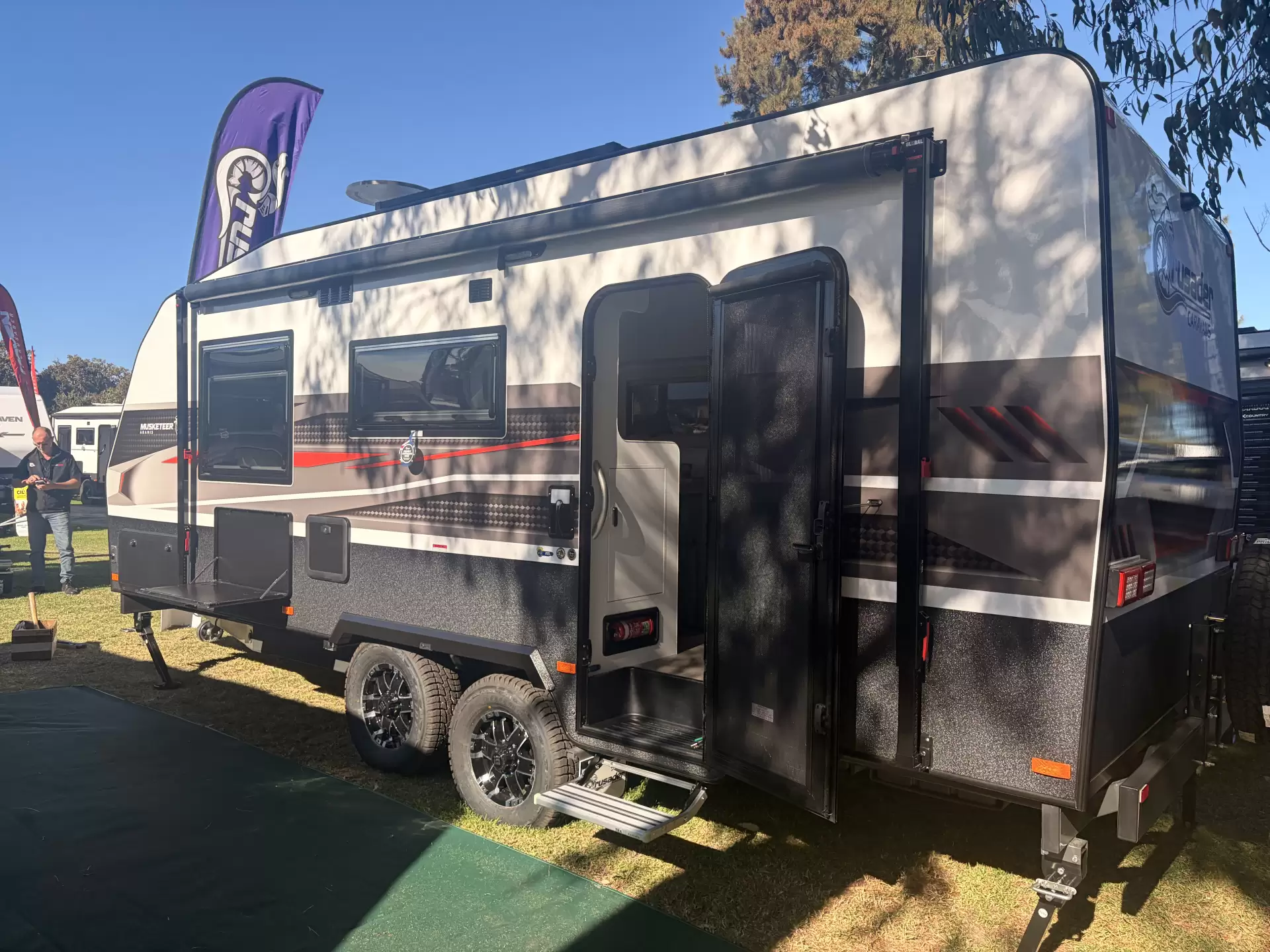 Exterior Slider Image