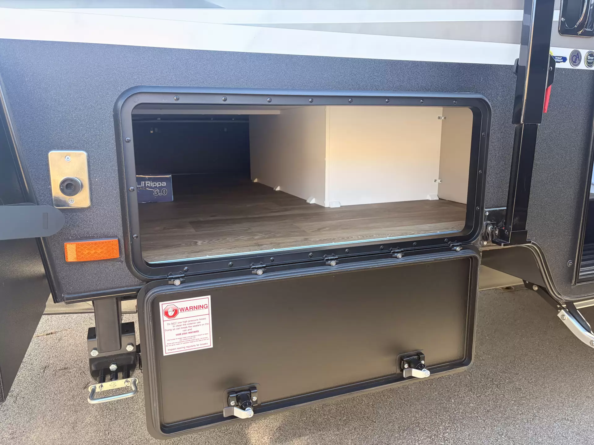 Exterior Slider Image