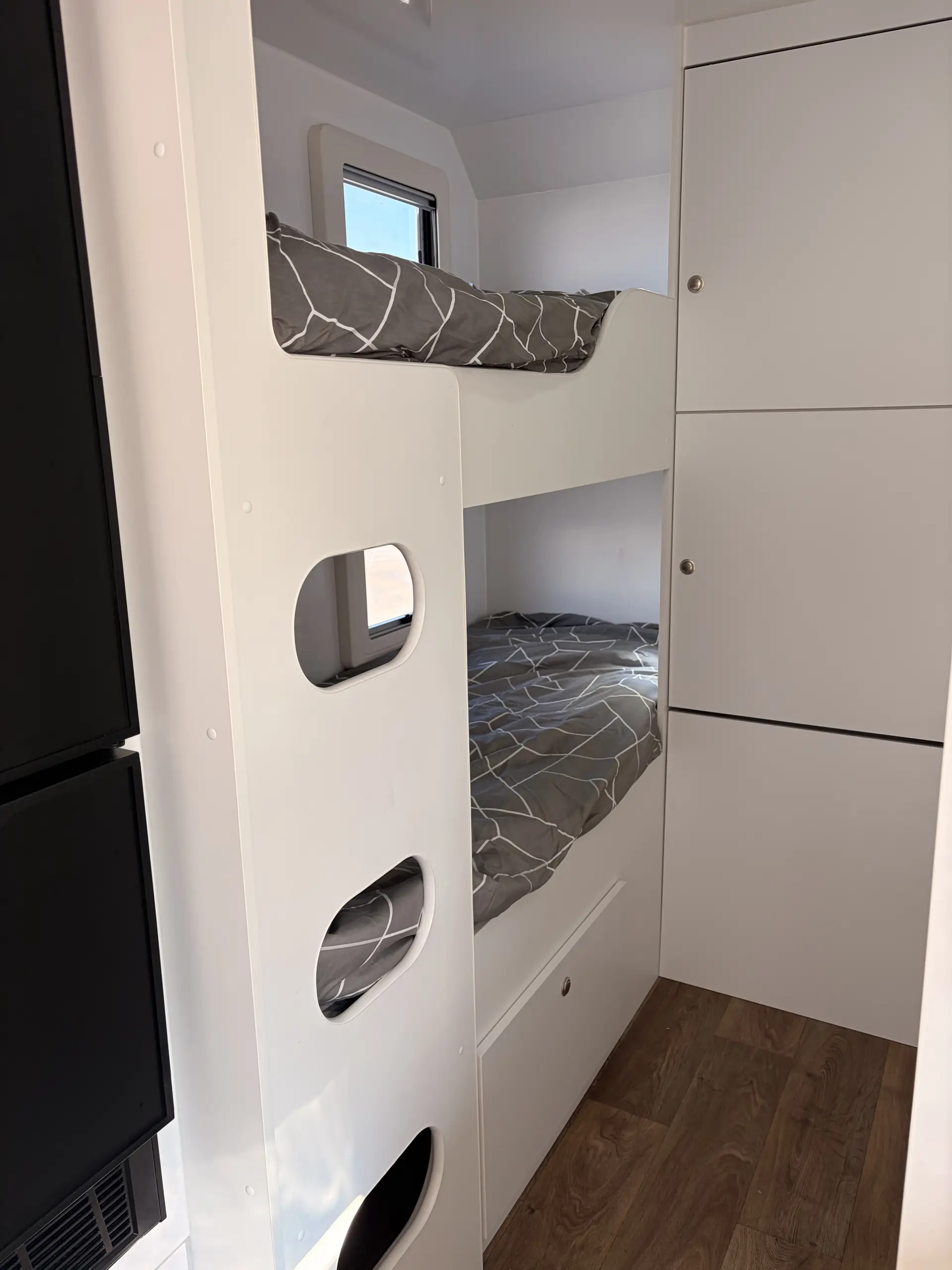 2026 Dreamhaven SuperX 21 Series Image