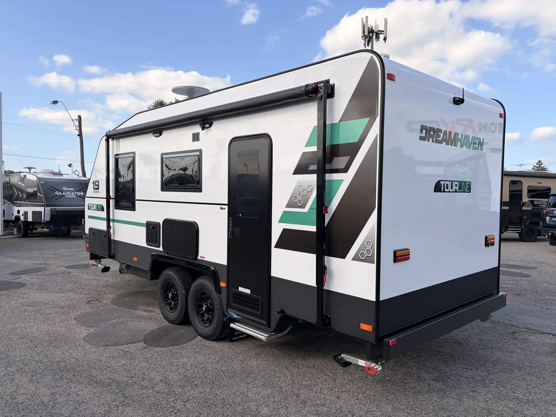 Dreamhaven Tourline 19 Series Image
