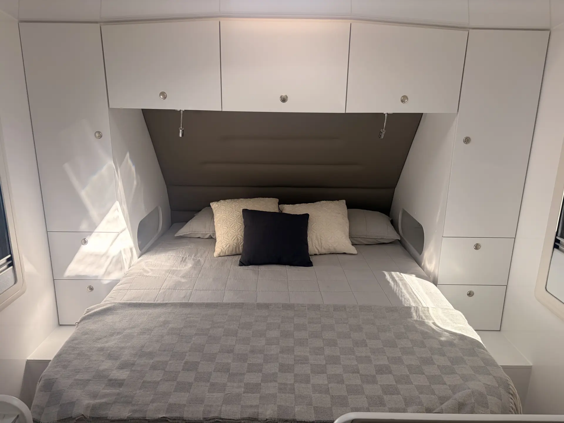 Dreamhaven Tourline 19 Series Image