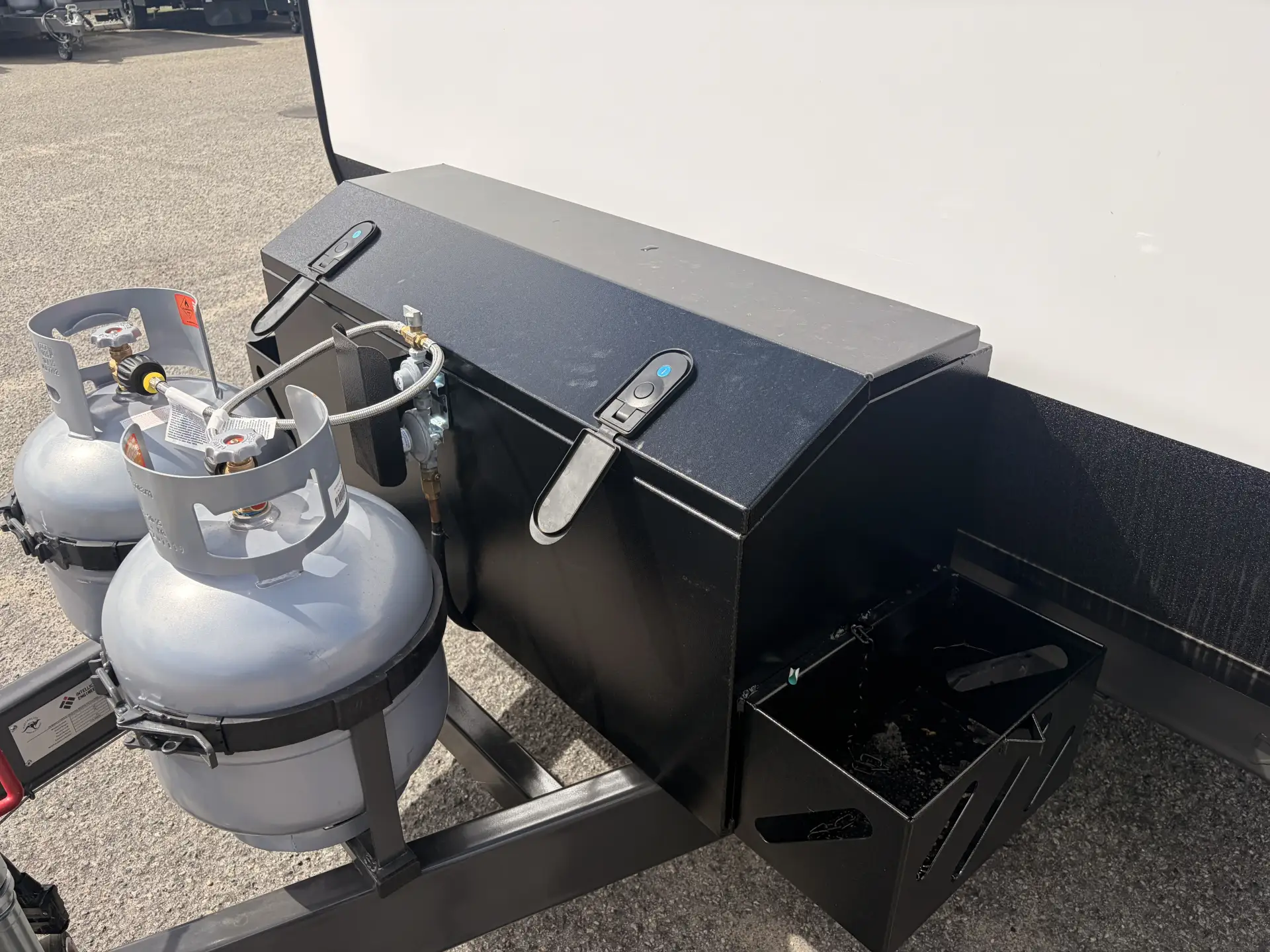 Exterior Slider Image