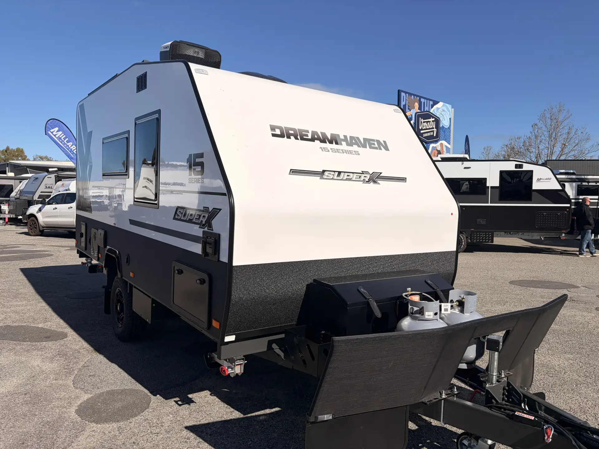 Exterior Slider Image