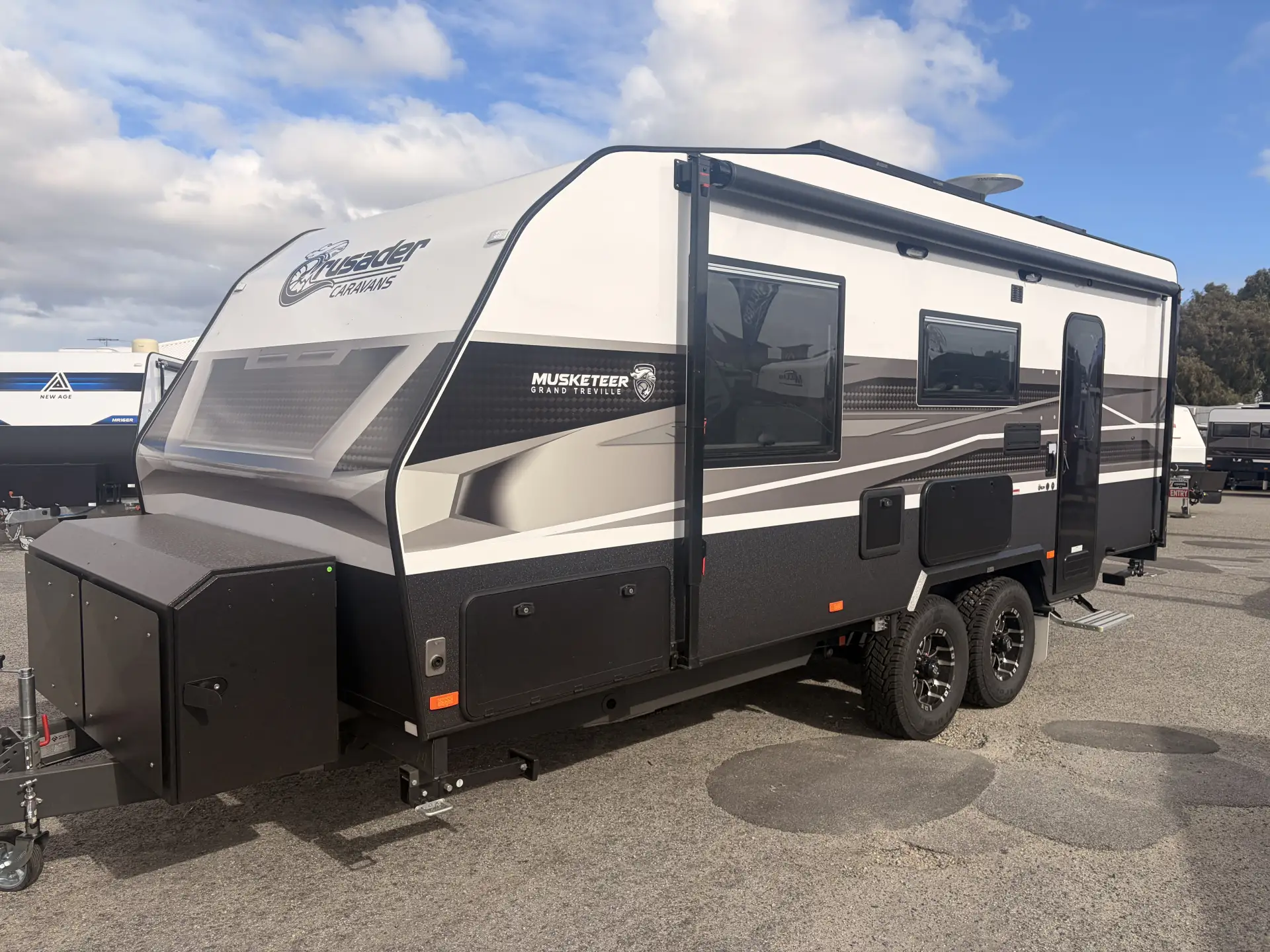 Exterior Slider Image