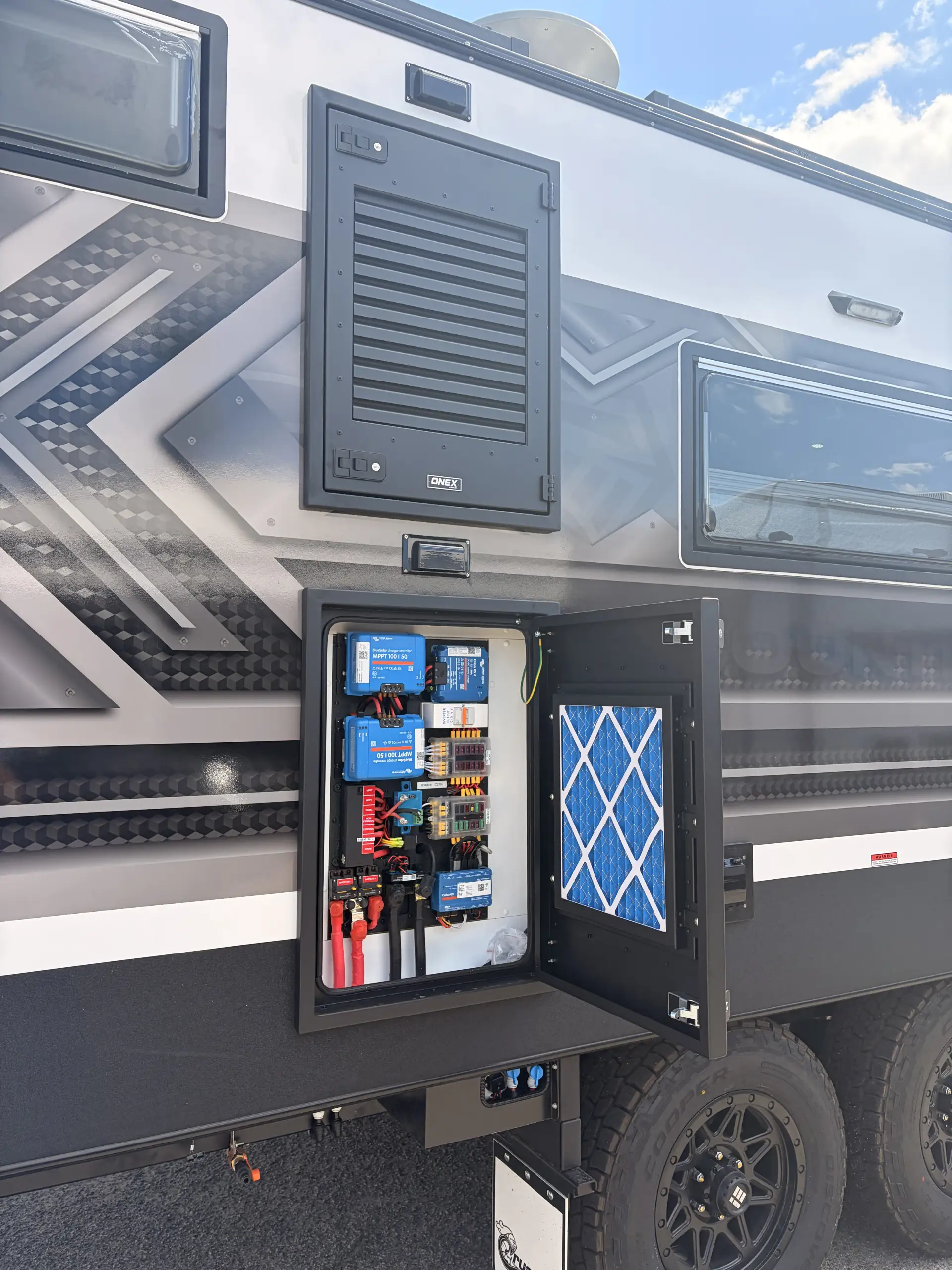 Exterior Slider Image