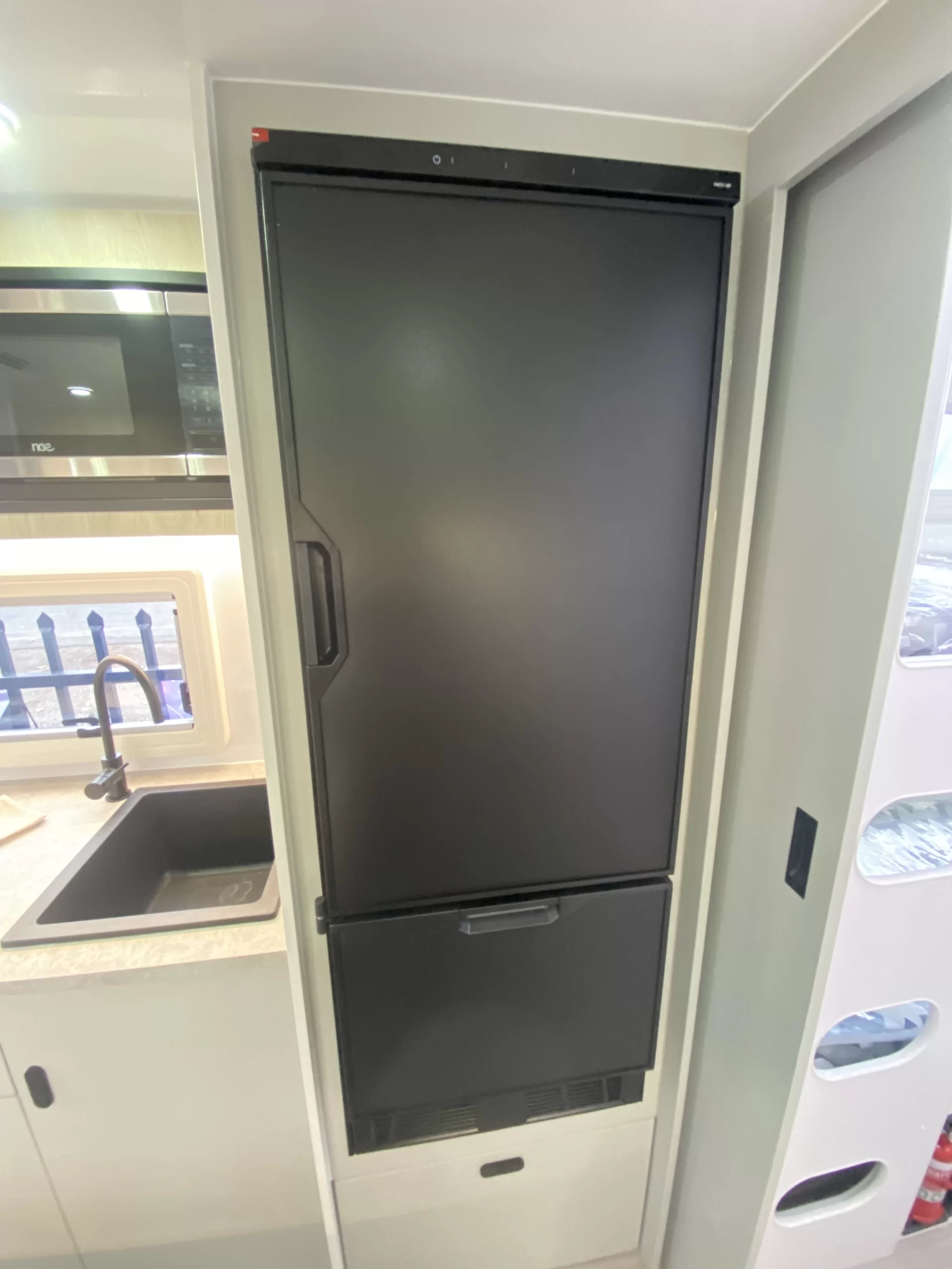 Musketeer Palace MY25