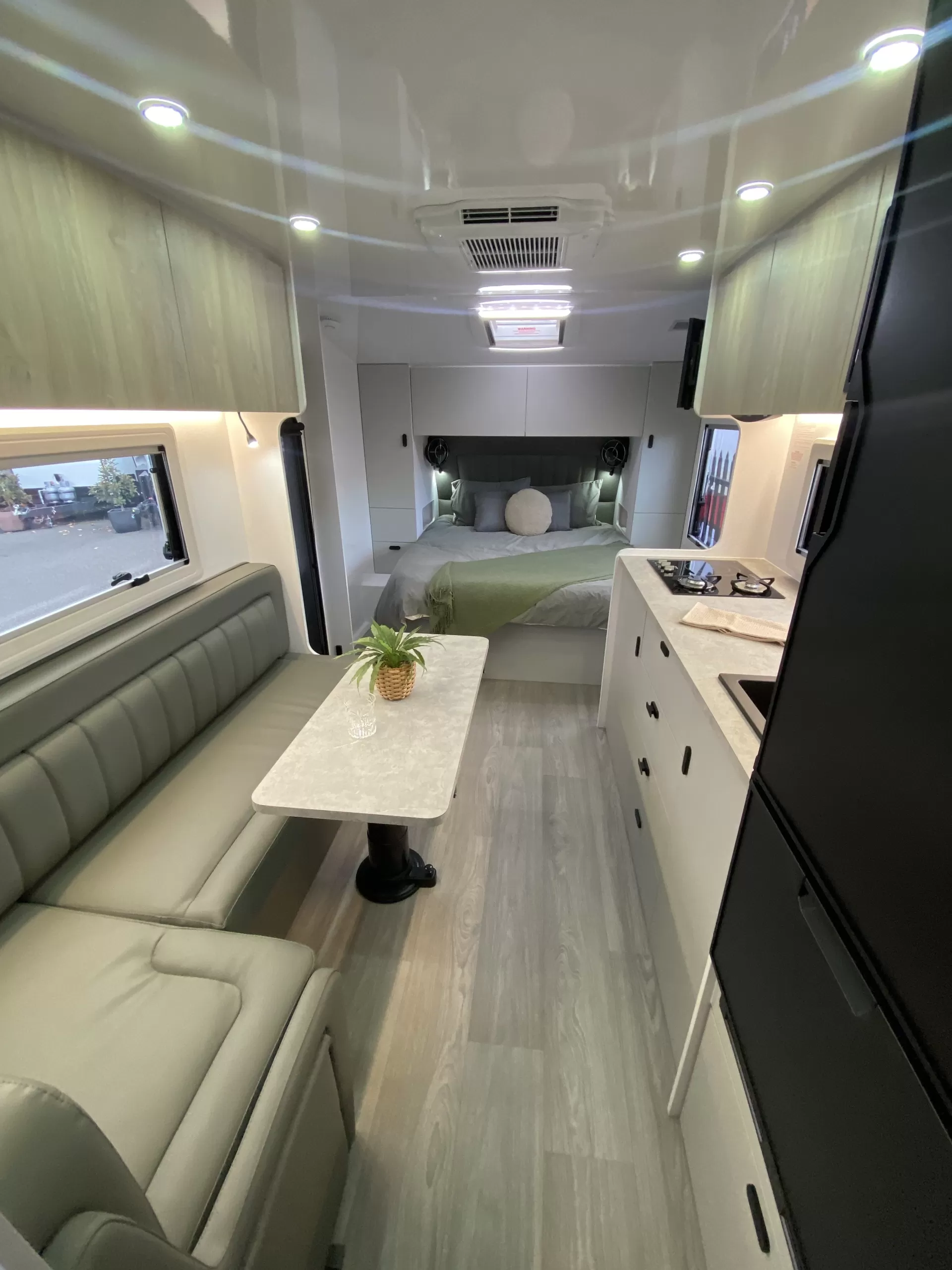 Musketeer Palace MY25