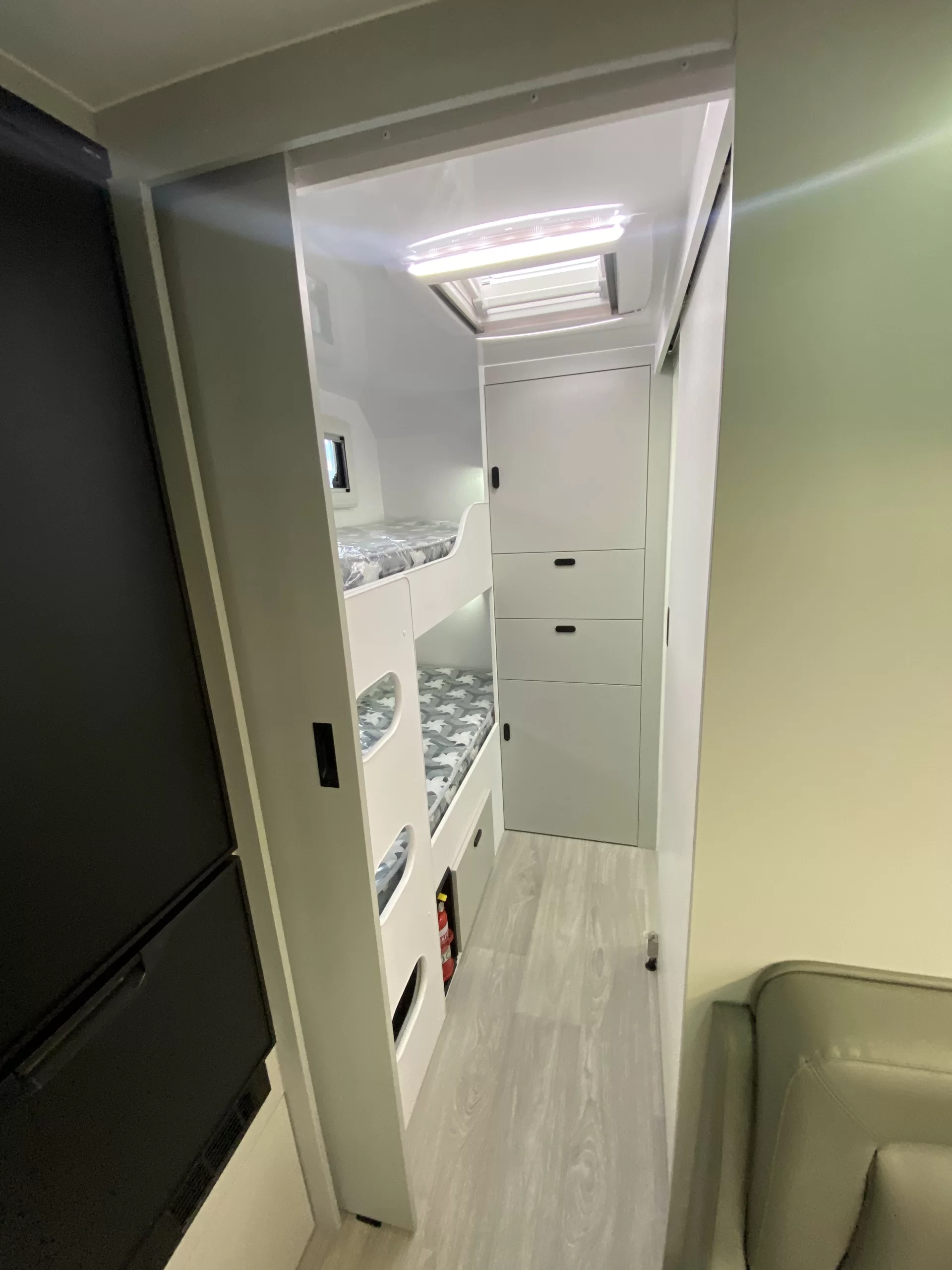 Musketeer Palace MY25