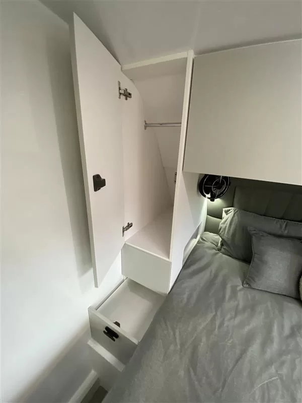 Musketeer Palace MY25