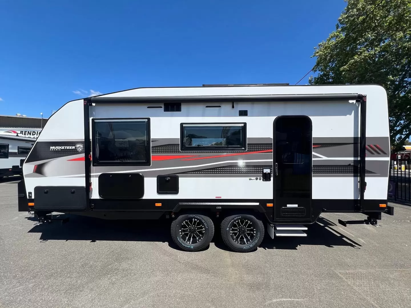 Crusader Musketeer Aramis MY25