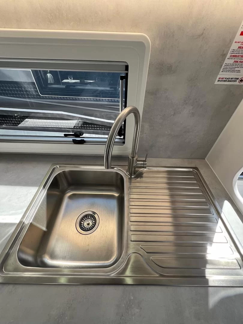 Crusader Musketeer Aramis MY25