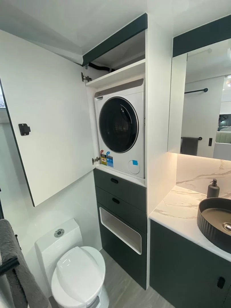 Crusader Excalibur Duke MY25