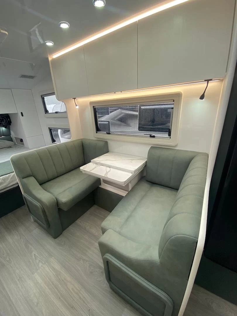 Crusader Excalibur Duke MY25