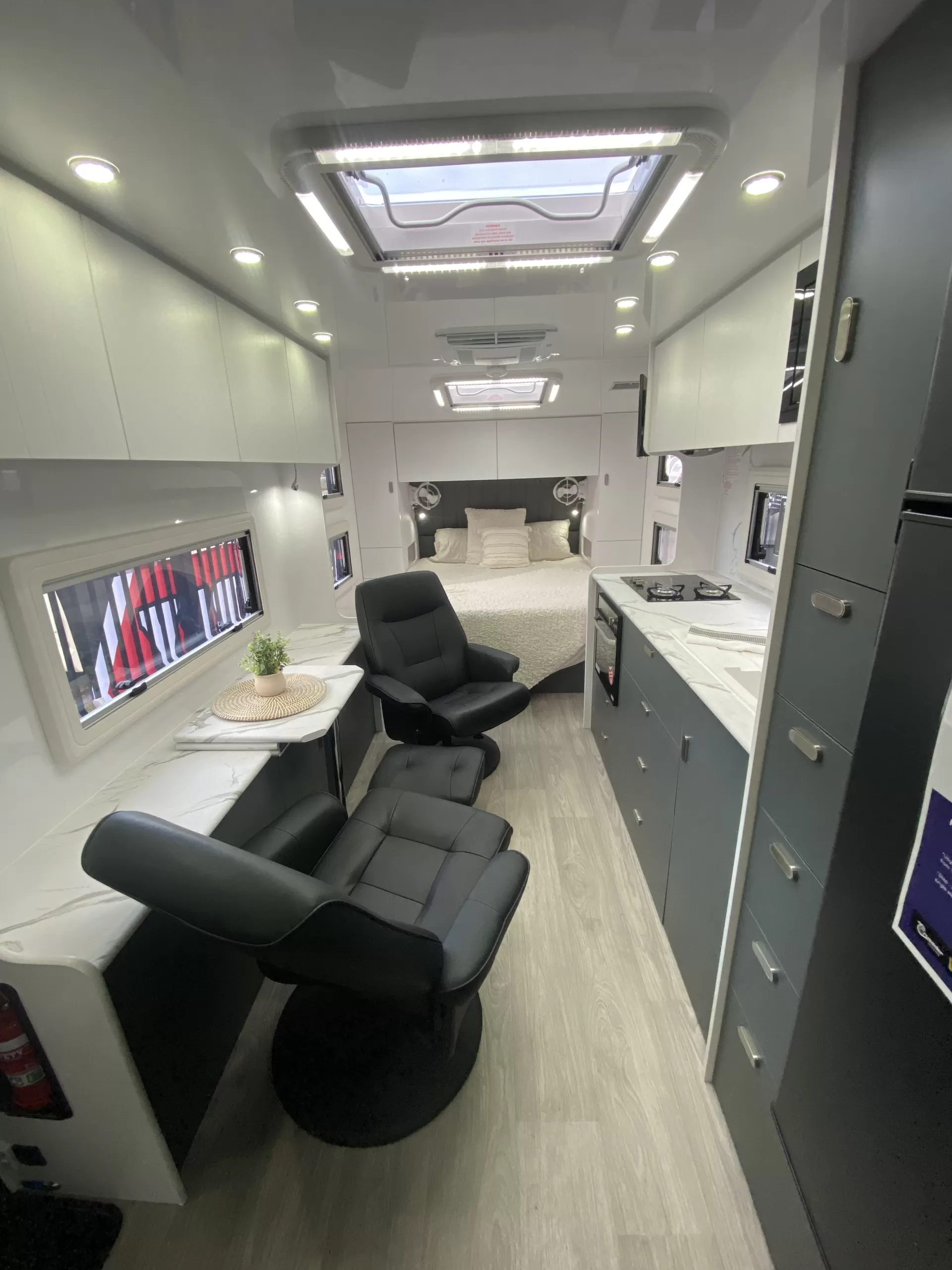 Crusader Excalibur Nobleman MY25