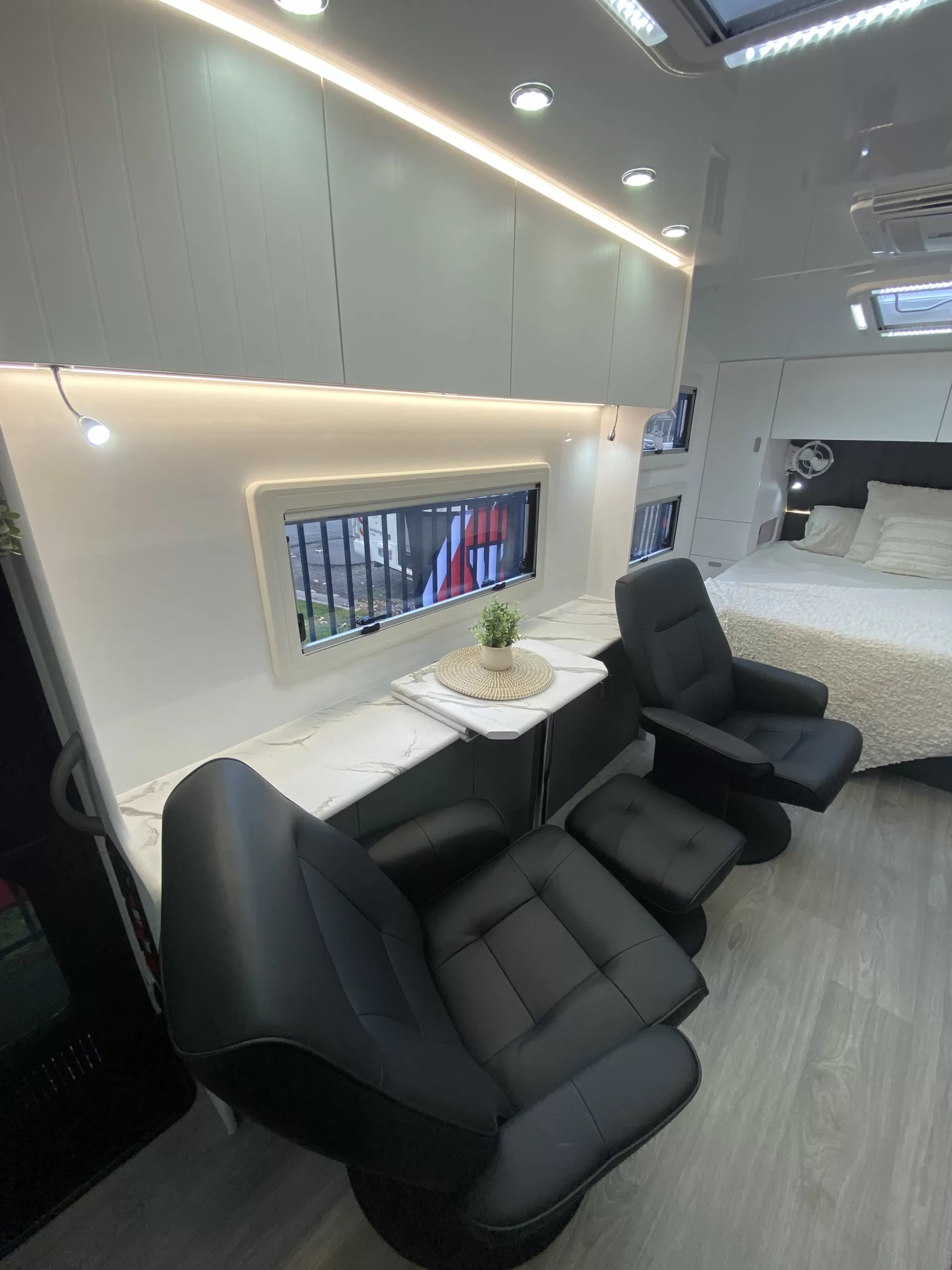 Crusader Excalibur Nobleman MY25