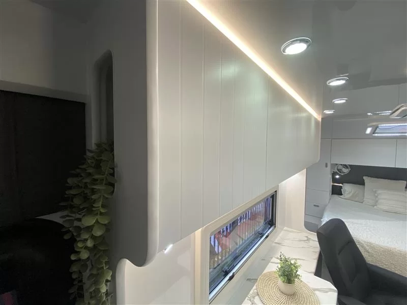 Crusader Excalibur Nobleman MY25