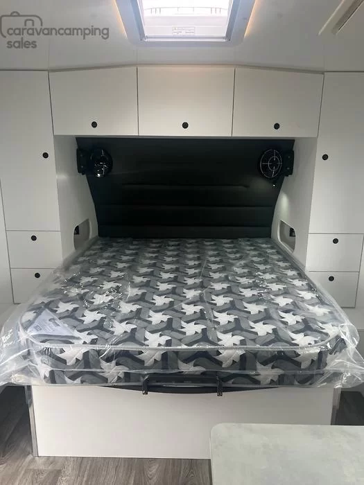 Dreamhaven 21 Series Super X Bunks