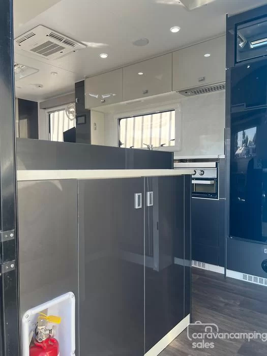 Coromal Pioneer XC 612