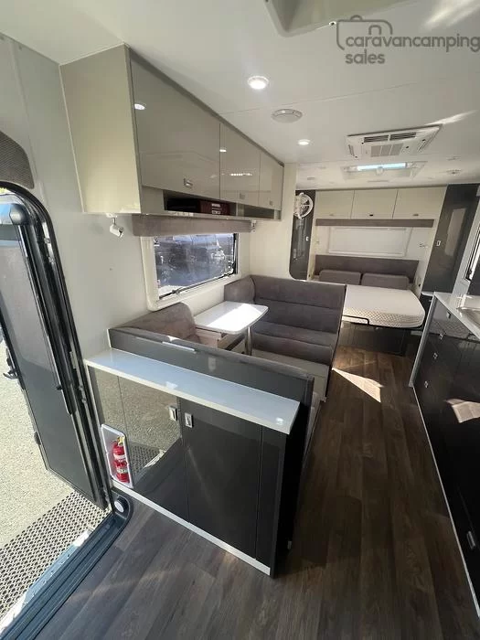 Coromal Pioneer XC 612