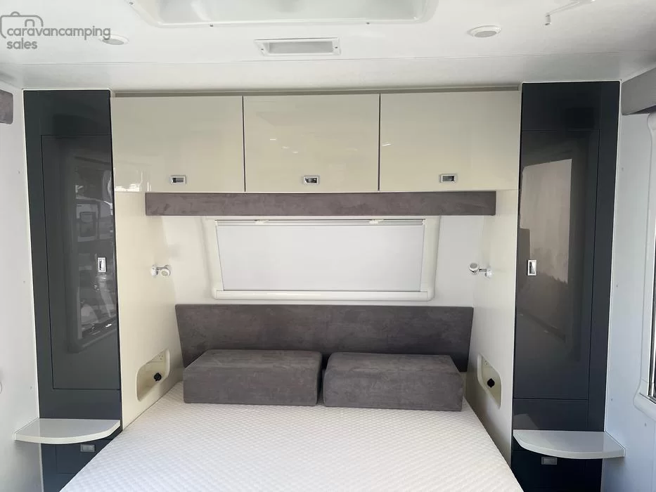 Coromal Pioneer XC 612