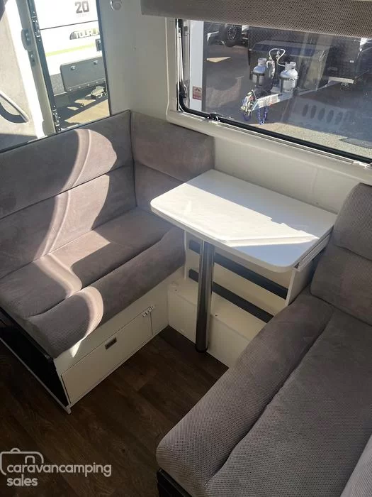 Coromal Pioneer XC 612