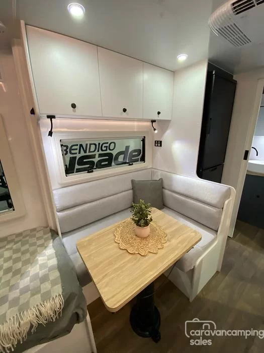 15 Series SuperX Caravan Image