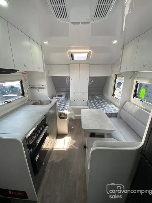 15 Series Tourline Caravan