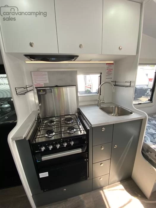 15 Series Tourline Caravan