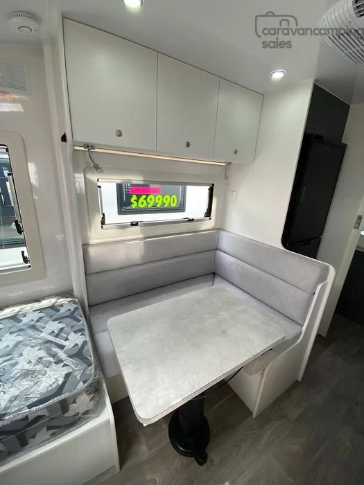 15 Series Tourline Caravan