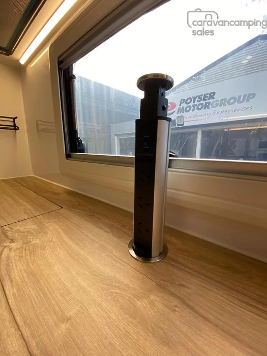 21 Series Family SuperX Caravan