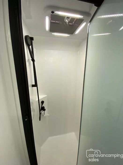 21 Series Family SuperX Caravan