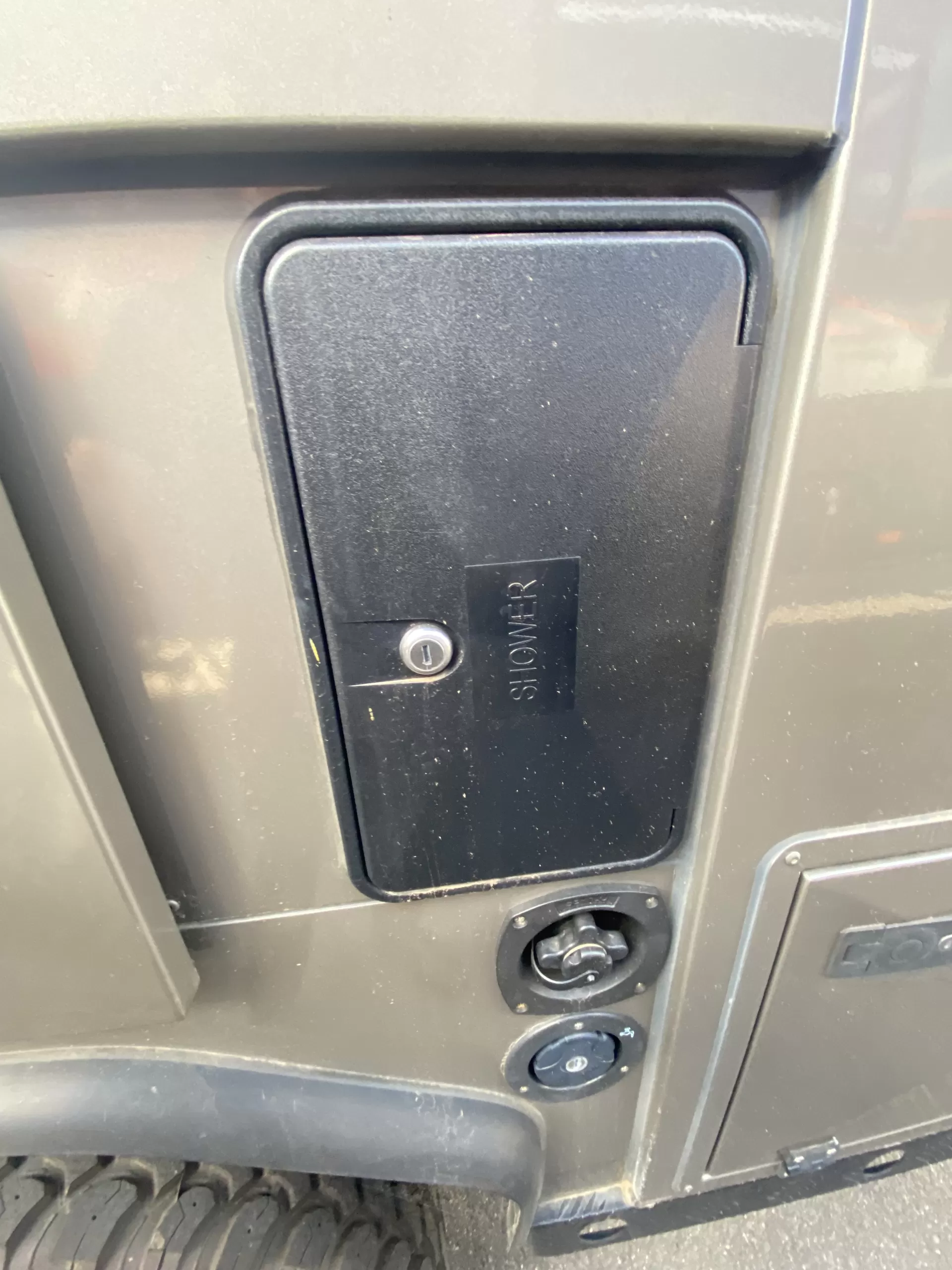 Far Horizon Tuff Track Escape