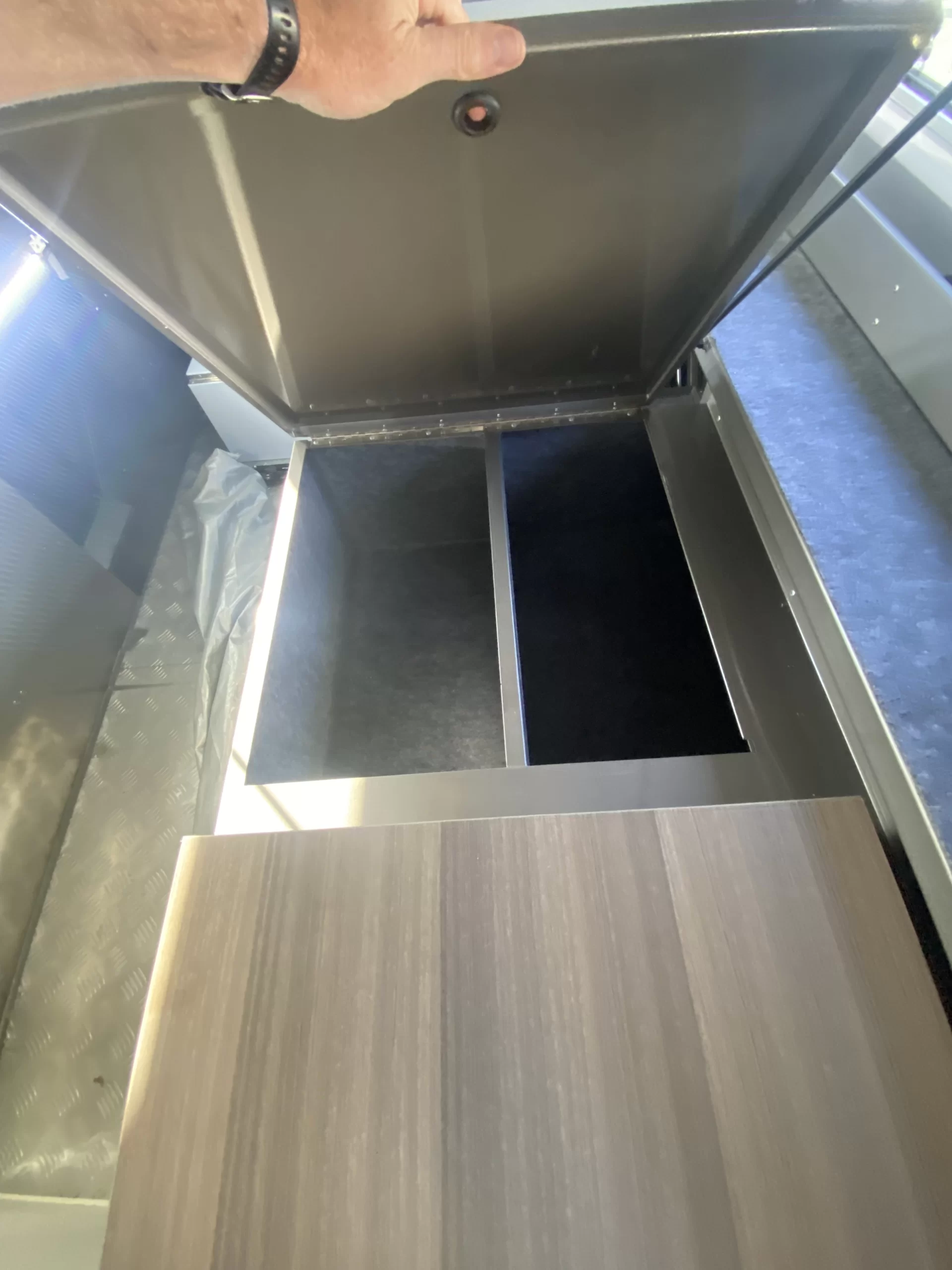 Far Horizon Tuff Track Escape