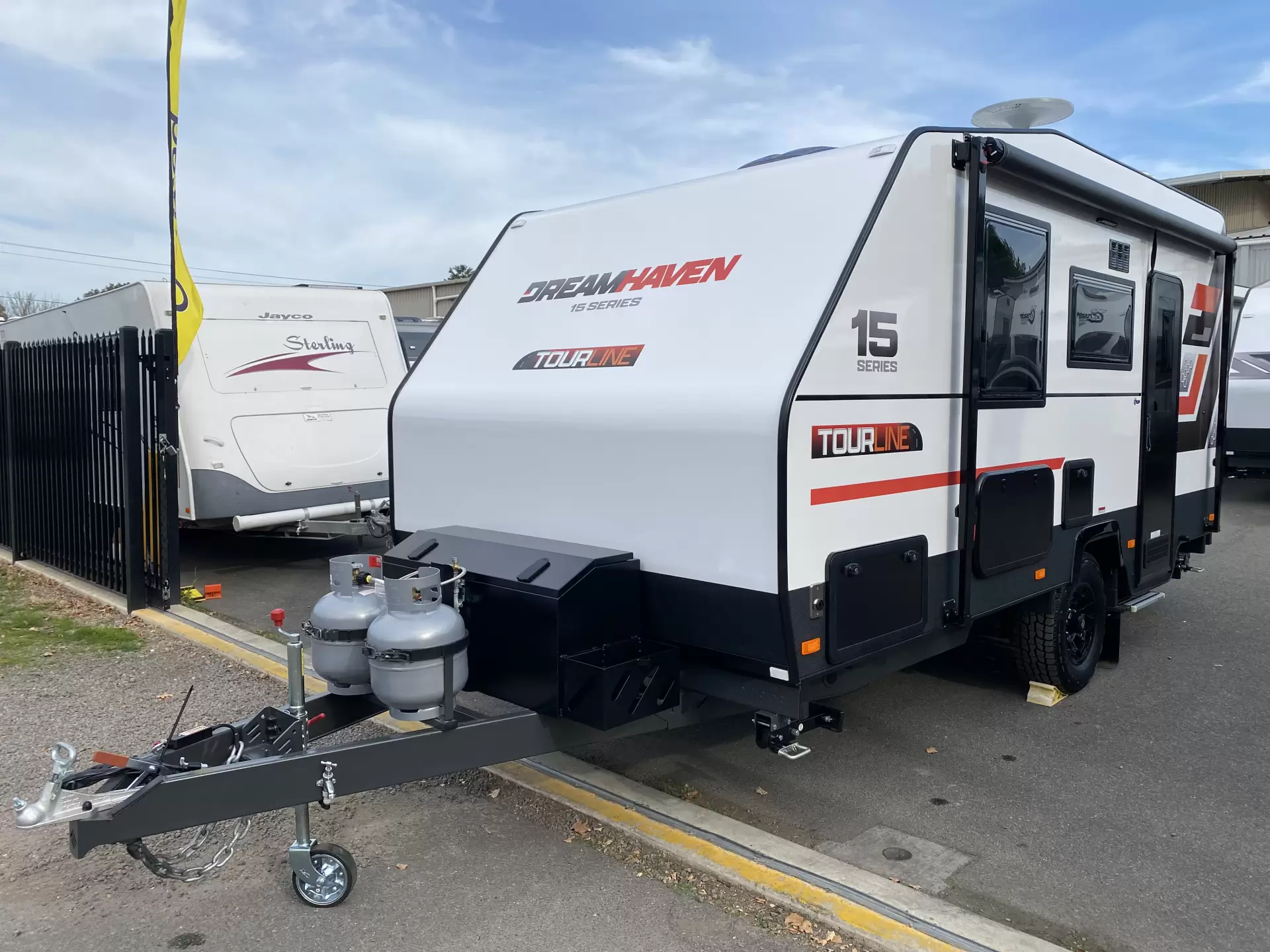 15 Series Tourline Caravan