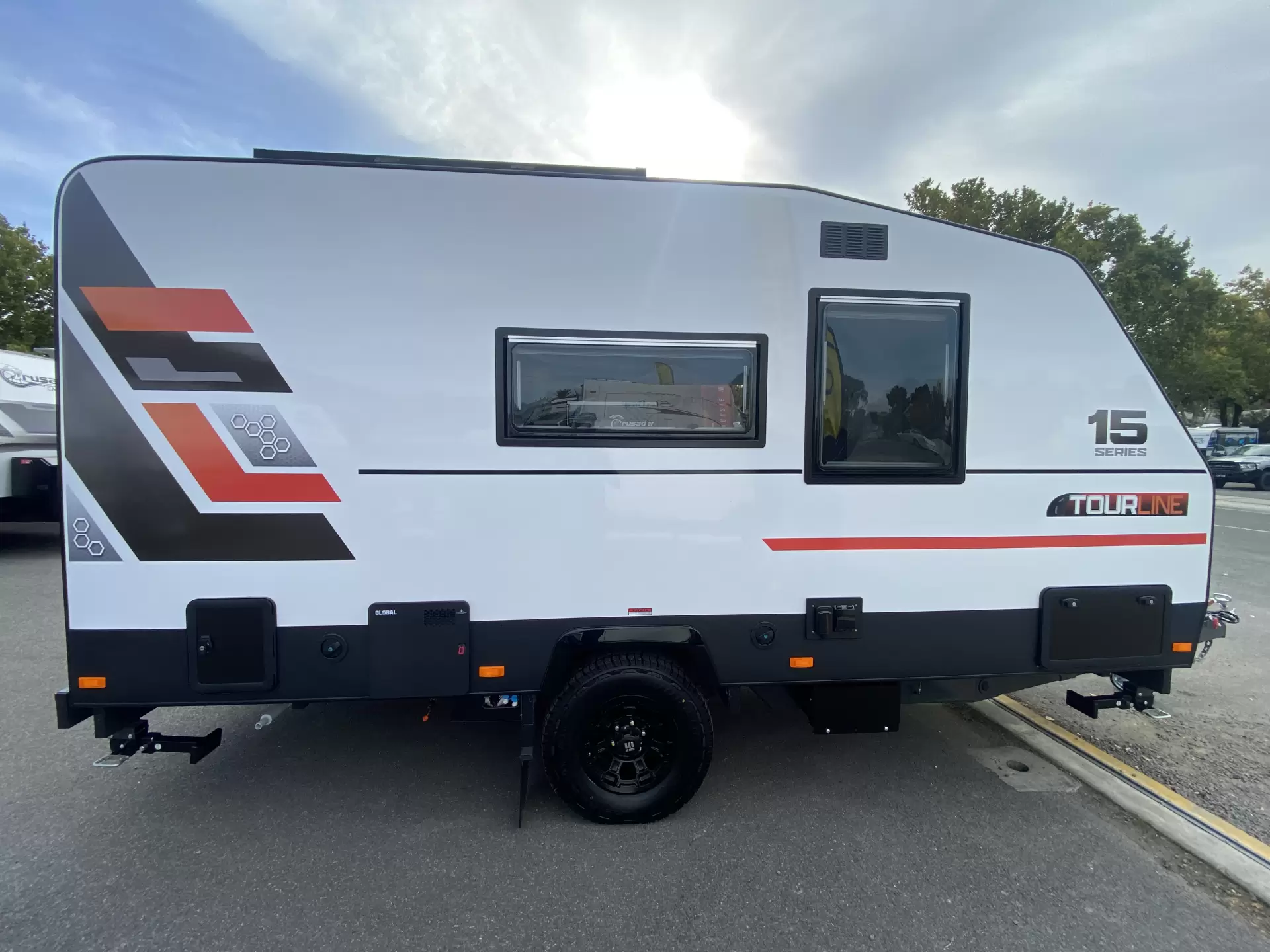 15 Series Tourline Caravan