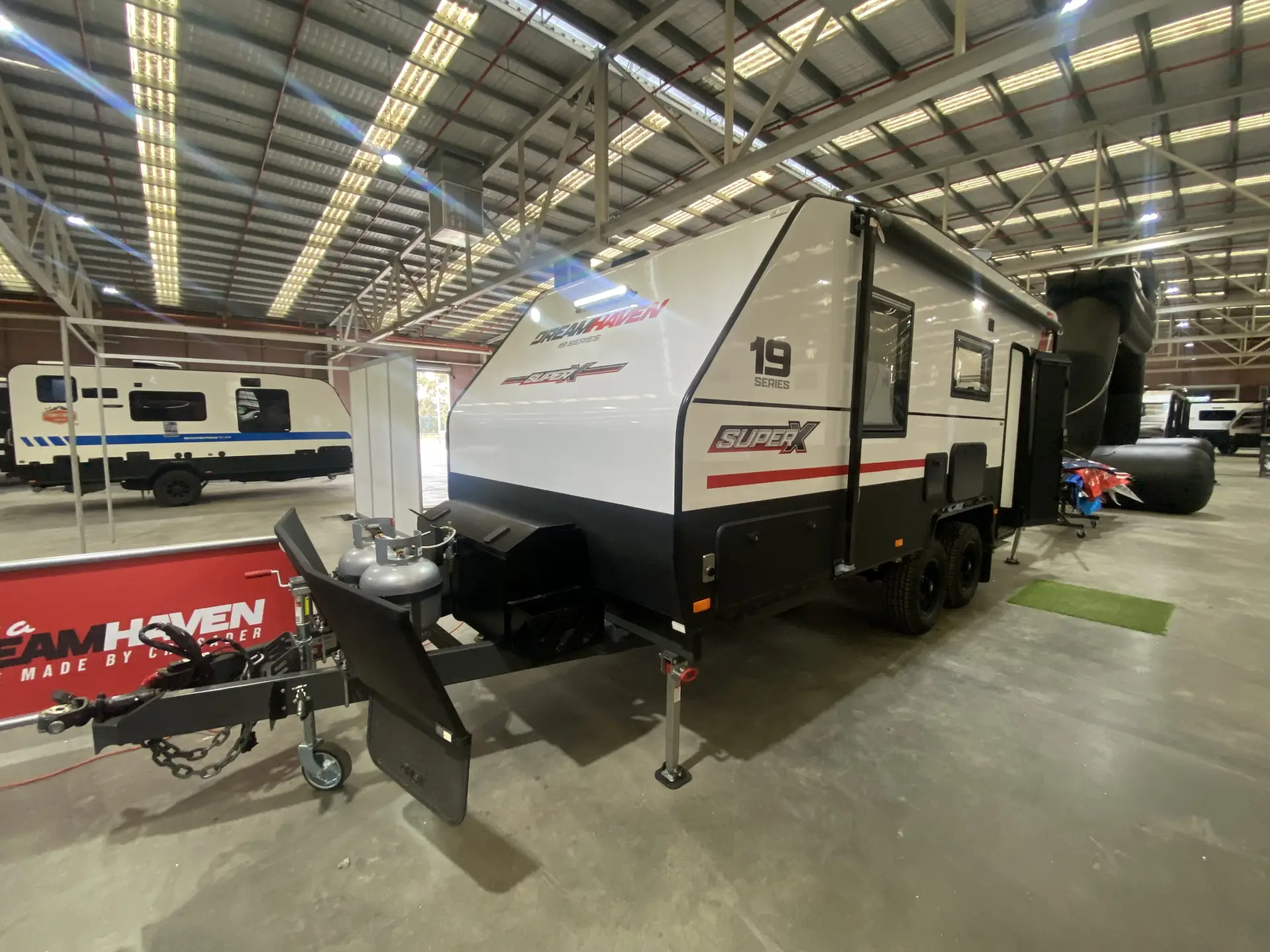 19 Series SuperX Caravan