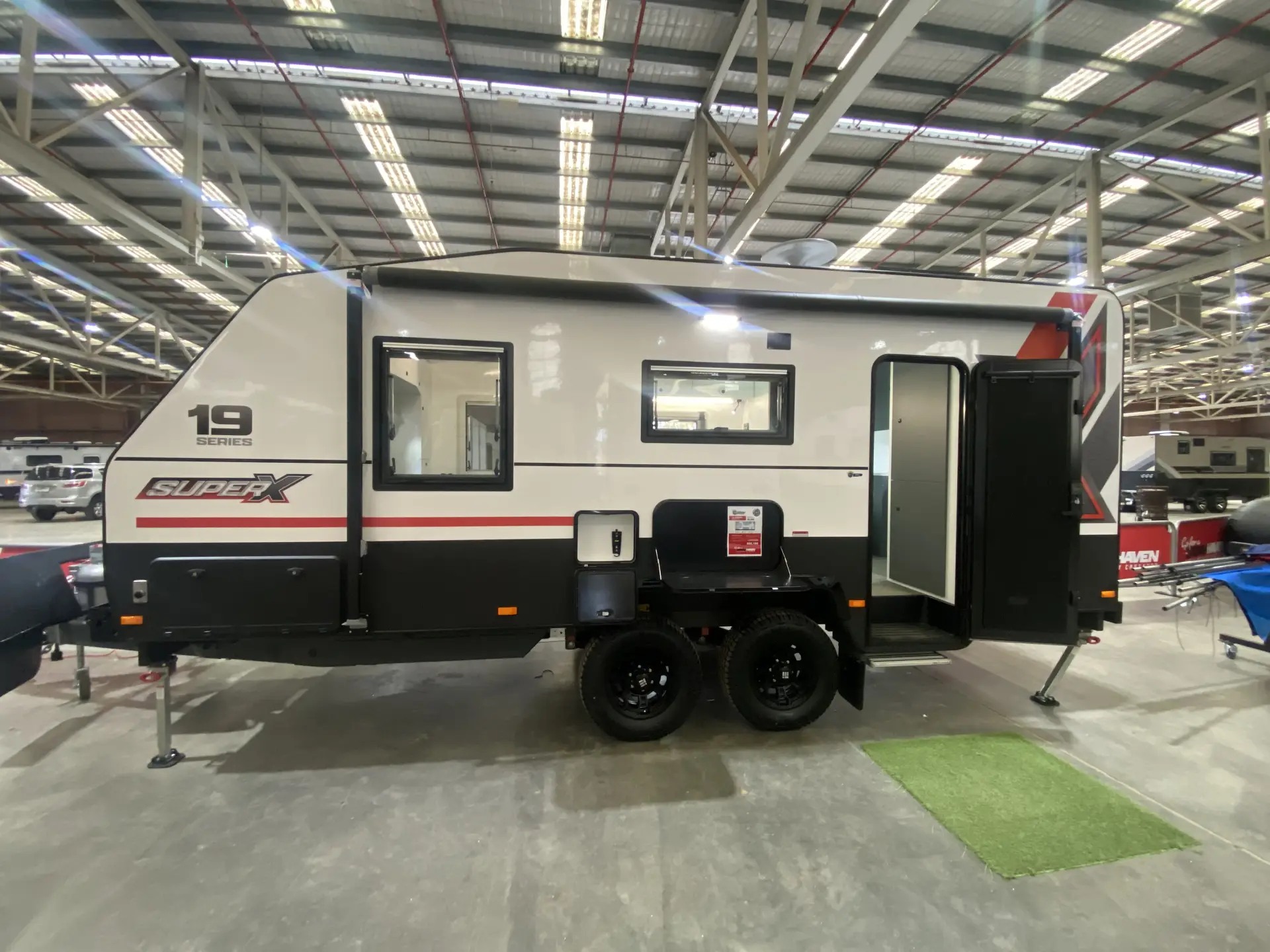 19 Series SuperX Caravan