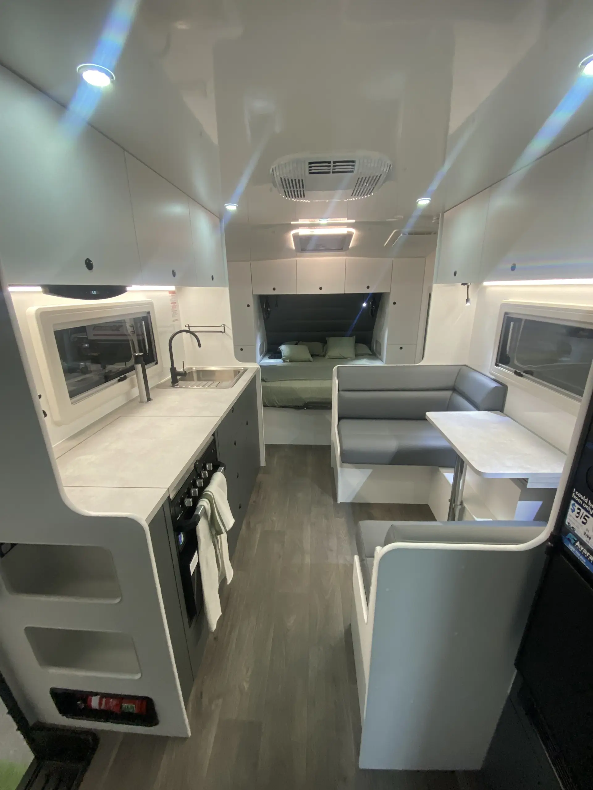19 Series SuperX Caravan