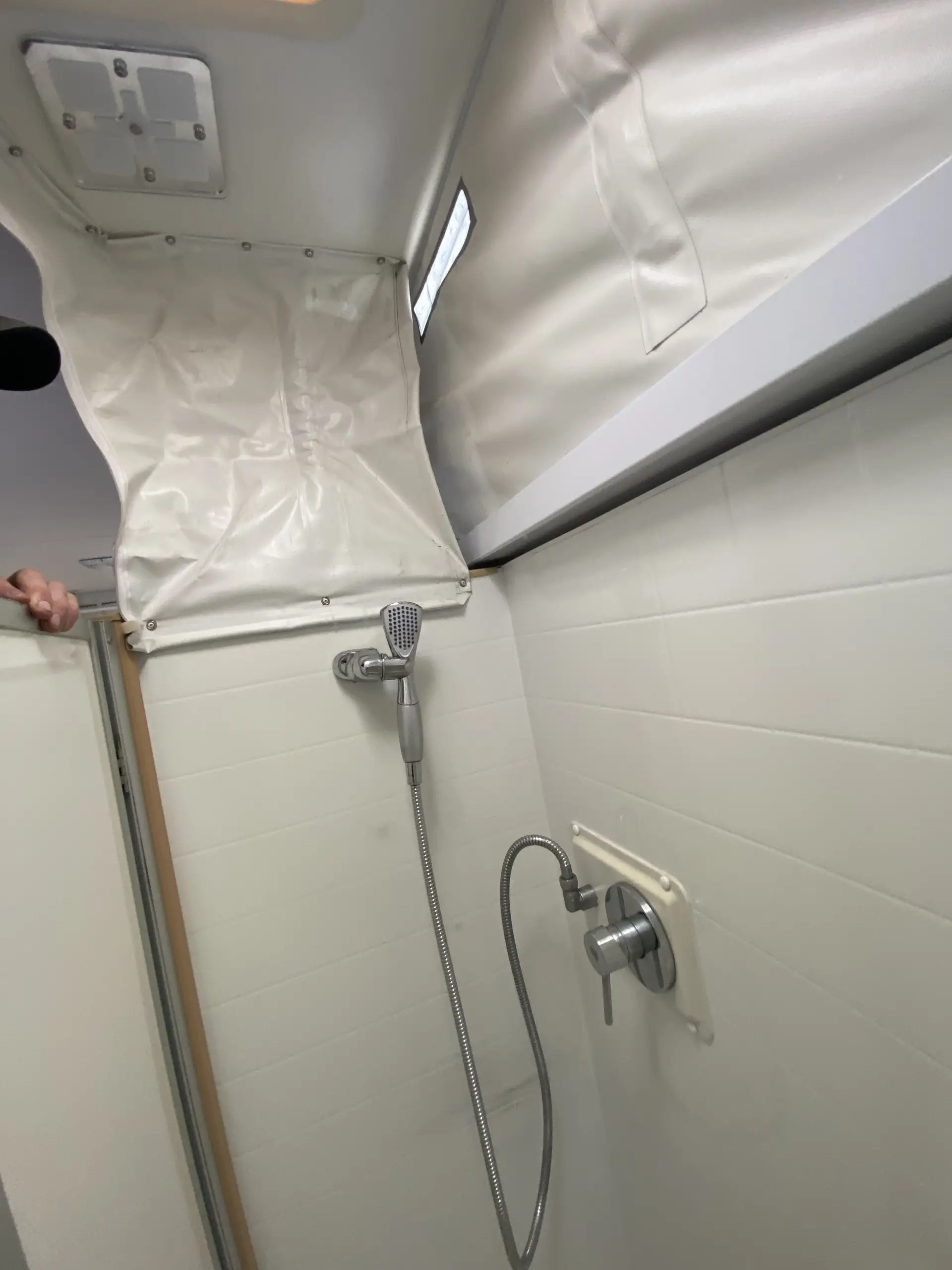2011 Jayco Discovery pop-top