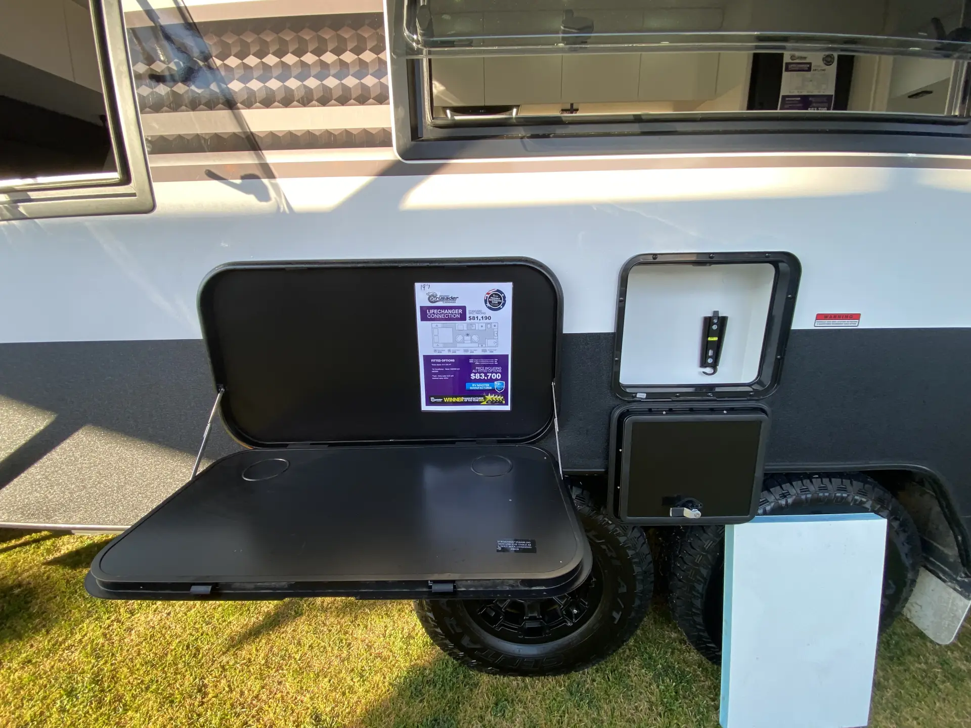 Exterior Slider Image