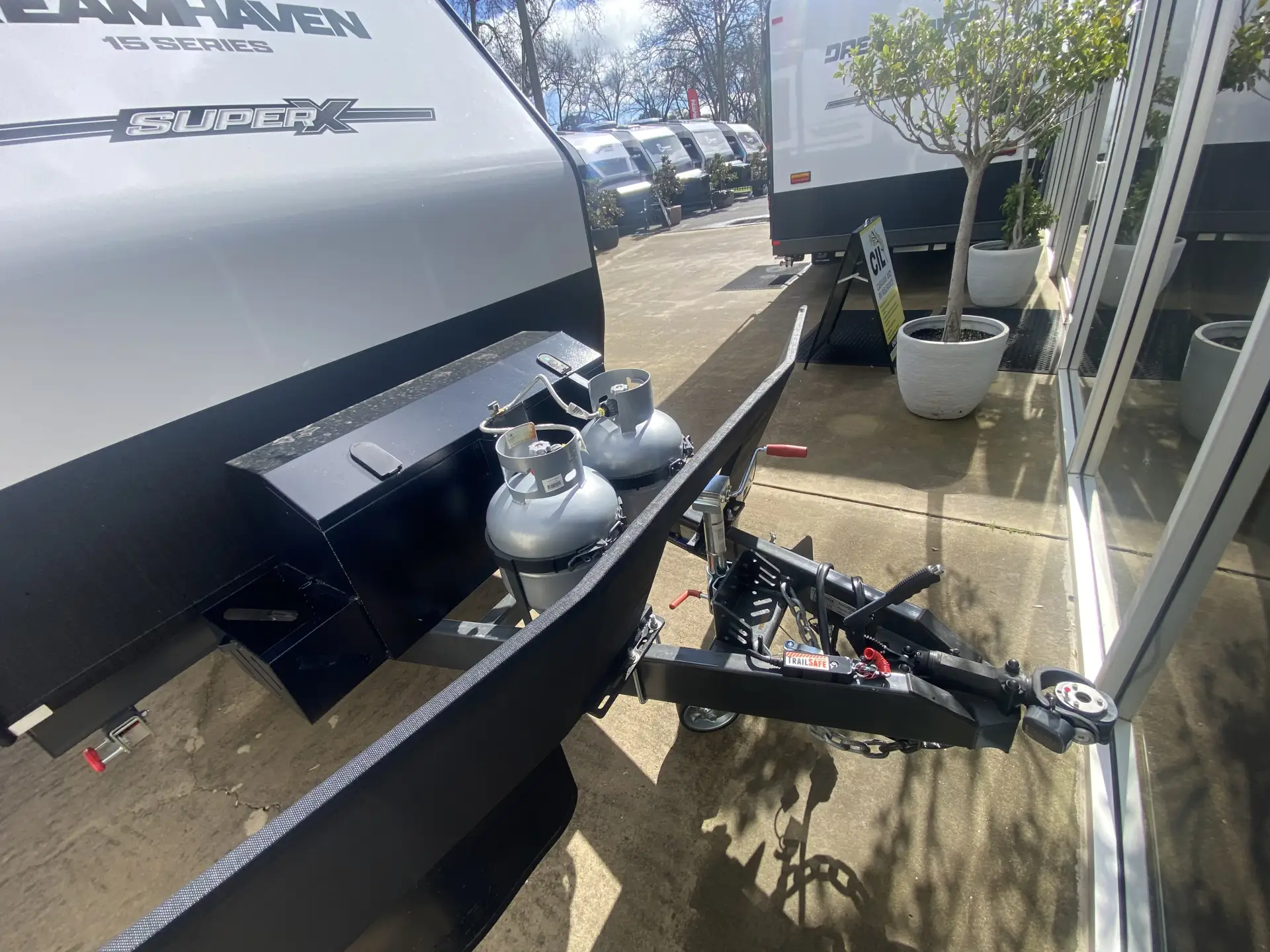 15 Series SuperX Caravan Image