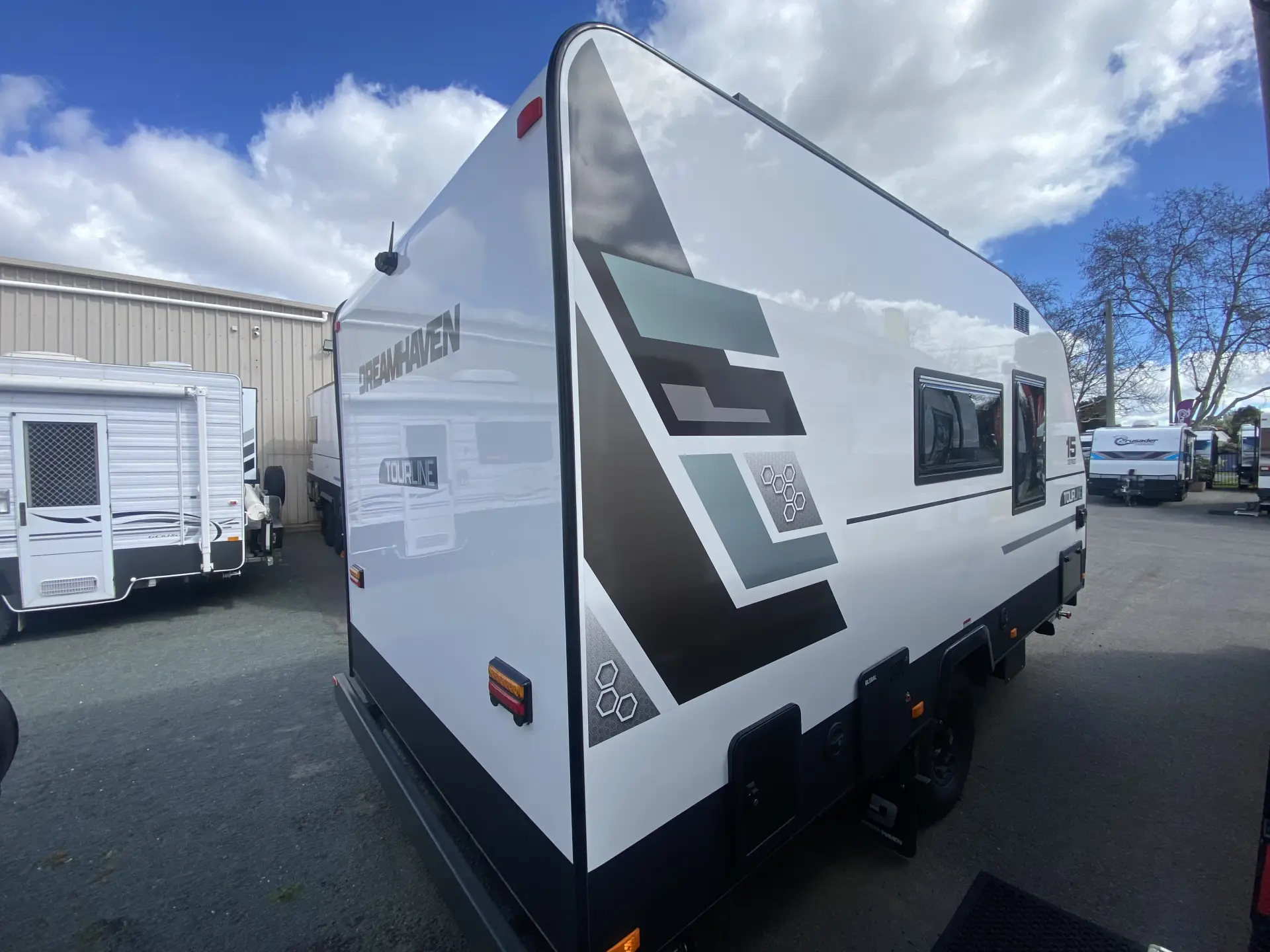 15 Series Tourline Caravan Image