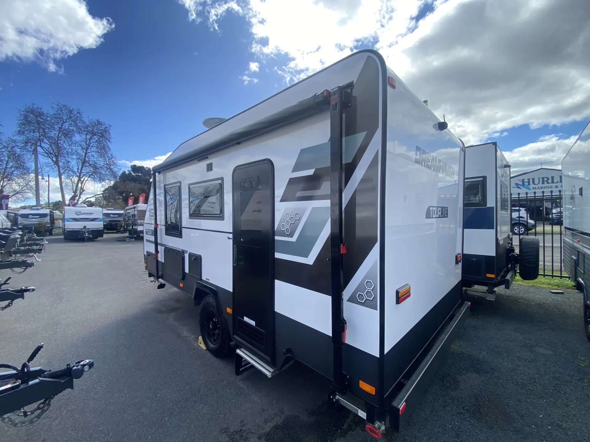 15 Series Tourline Caravan Image