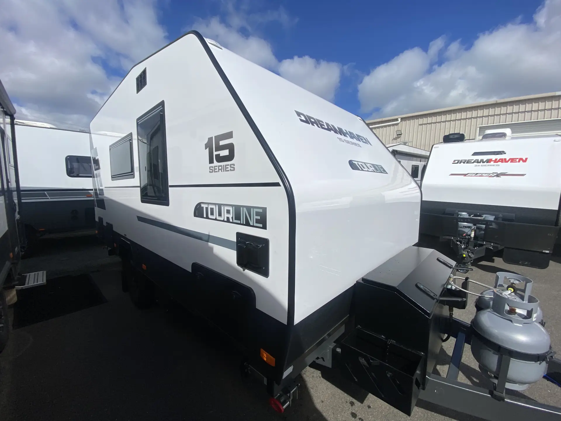 15 Series Tourline Caravan Image