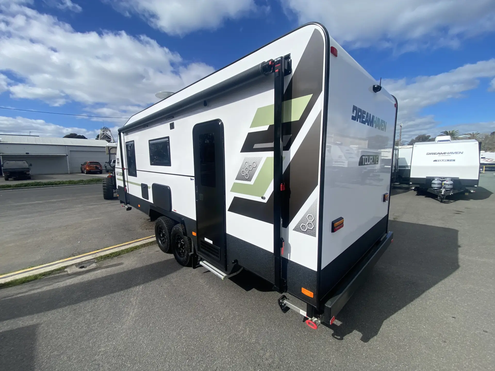 20 Series Tourline Caravan Image