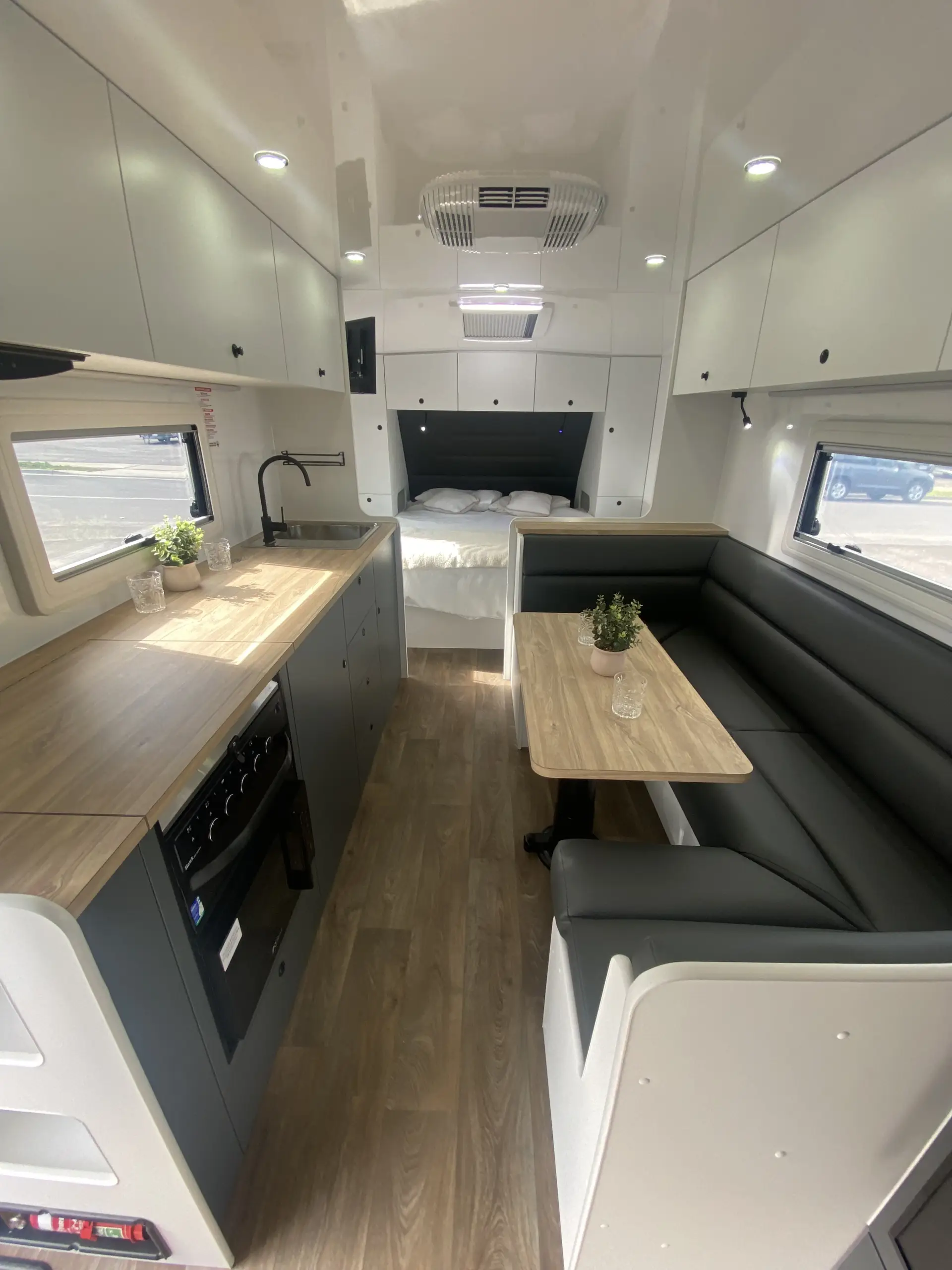 20 Series Tourline Caravan Image